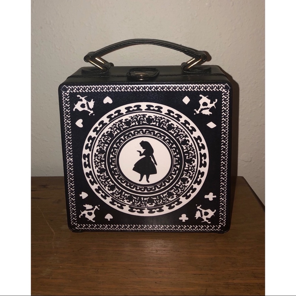 Alice in Wonderland Handbag with Attachable Strap